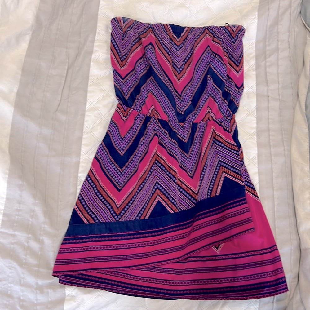 Womens Express strapless dress. Small